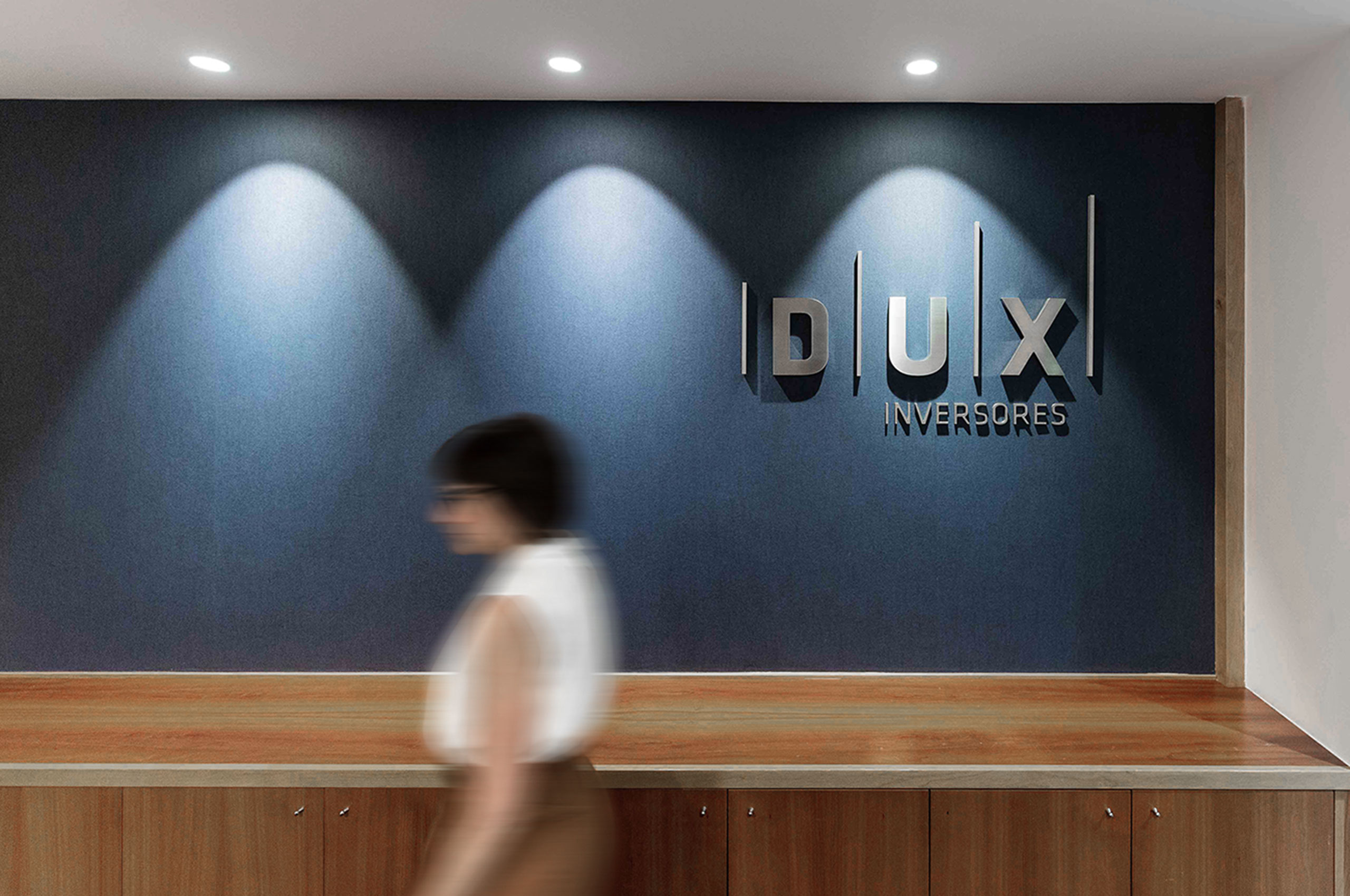marinagonu-dux-inversores-OFFICE